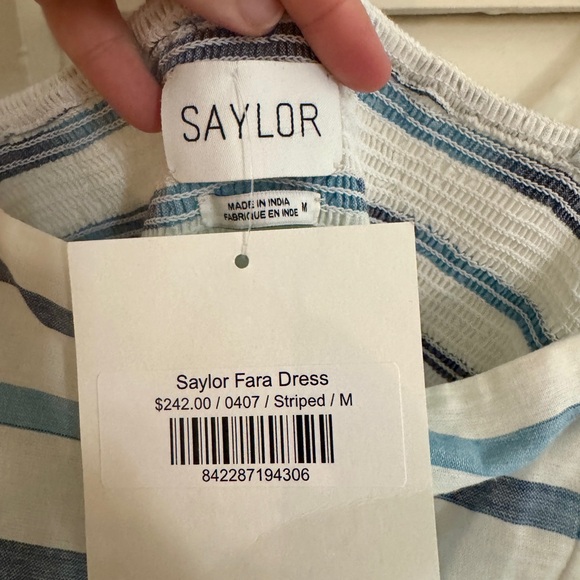 Saylor Fara Dress - Picture 4 of 4